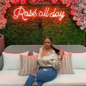 Meet your Posher, Asia